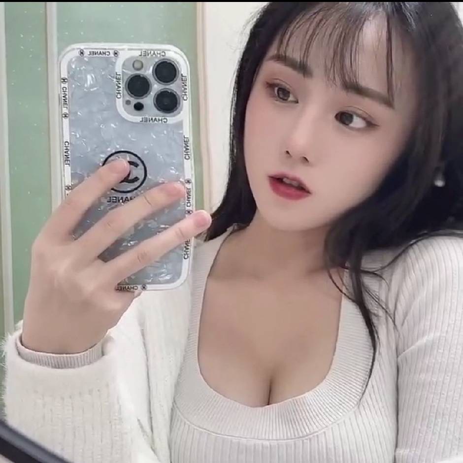 成华区气质楼风小姐姐