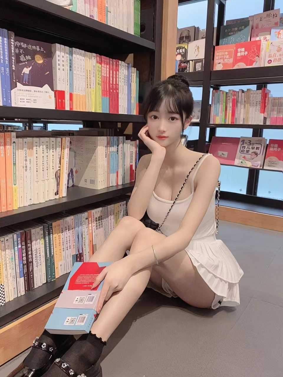 体验感慢慢的仙女小姐姐