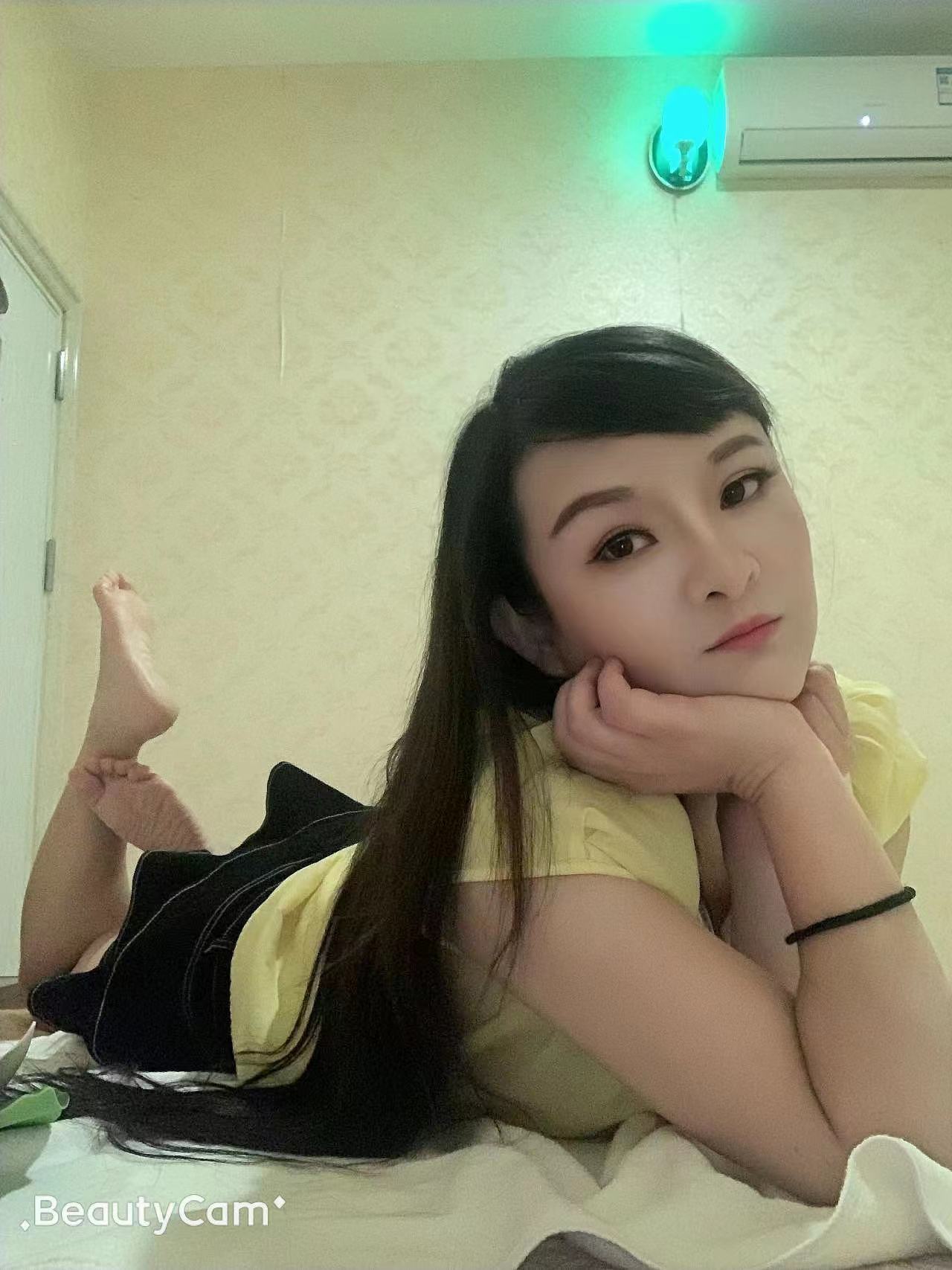 很熟练，边做边叫我宝贝