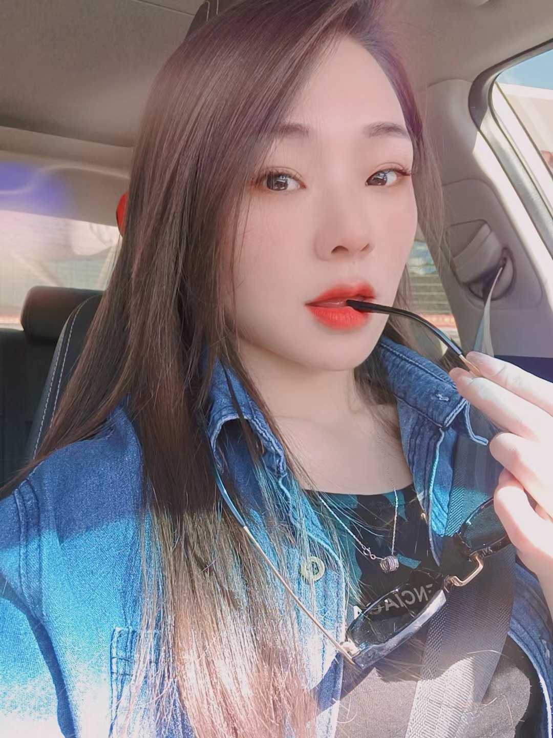 体验感不错的一个妹子