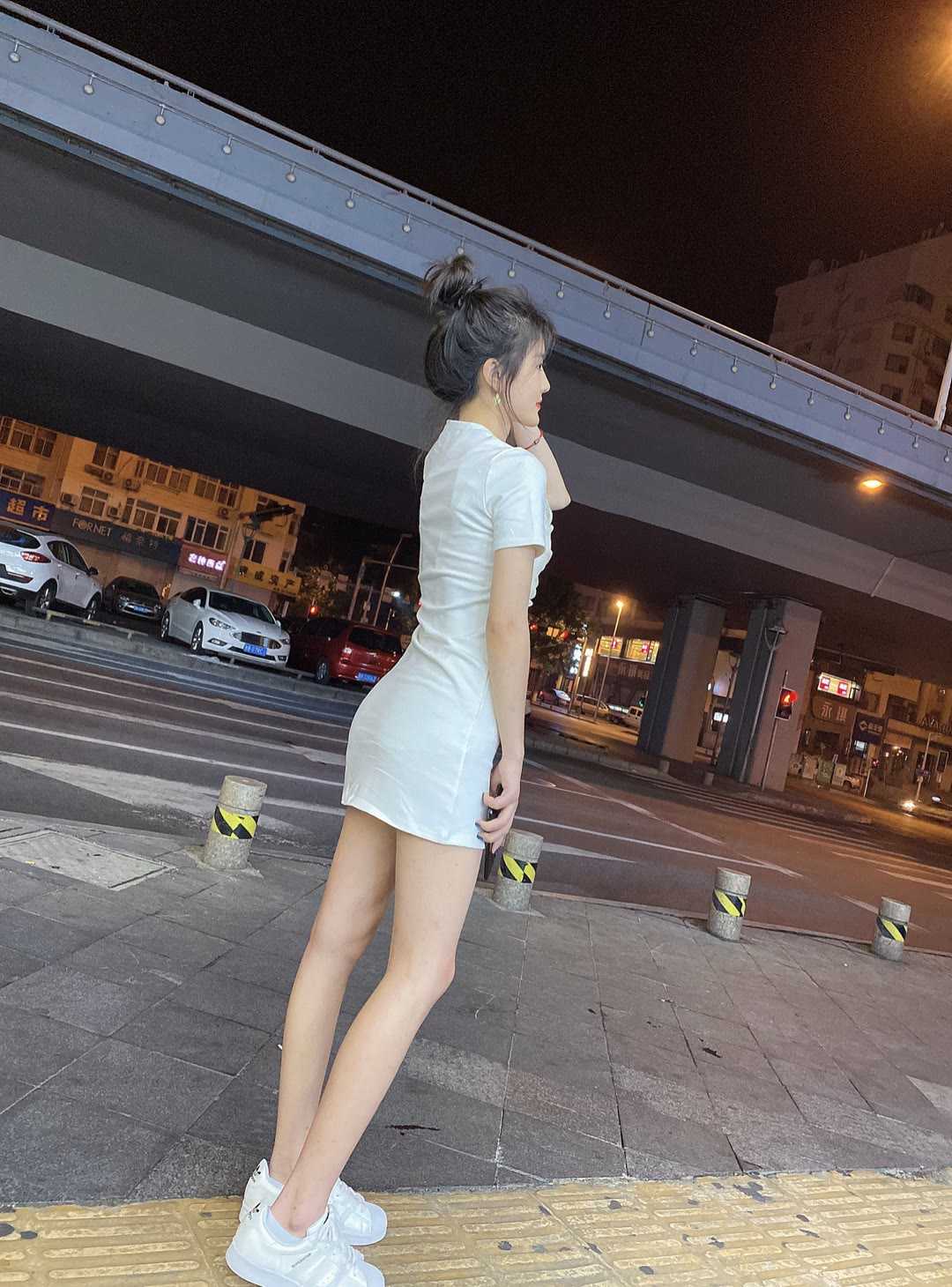 南山区极品兼职小美女